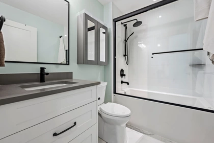 Powder Room Photo of 608 120 Esplanade Avenue, Harrison Hot Springs, BC