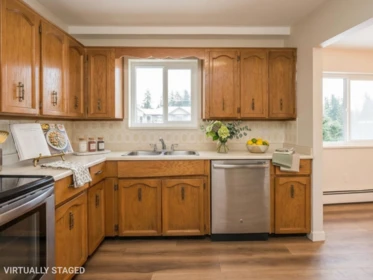 Kitchen Photo of 201 32119 Old Yale Road, Abbotsford, BC