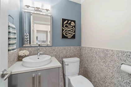 Primary Bathroom Photo of 1268 Quebec Street, Vancouver, BC