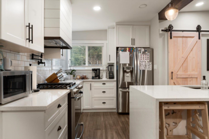 Breakfast Nook Photo of 63690 Old Yale Road, Hope, BC