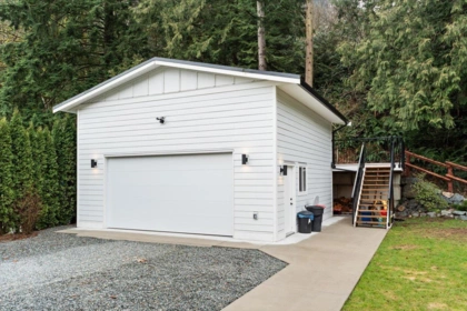 Front Yard Photo of 63690 Old Yale Road, Hope, BC