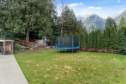 Garden / Landscaping Photo of 63690 Old Yale Road, Hope, BC