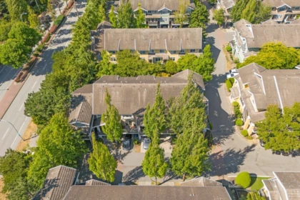 Swimming Pool Photo of 34 15233 34 Avenue, Surrey, BC