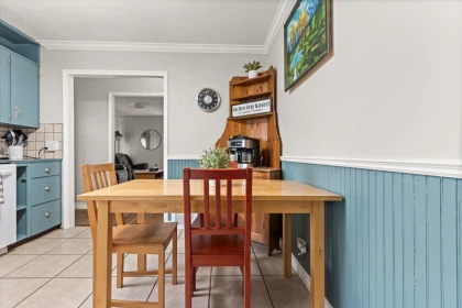 Breakfast Nook Photo of 10189 Kent Road, Chilliwack, BC