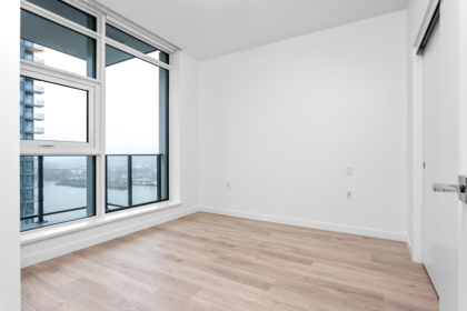 Walk-In Closet Photo of 3205 680 Quayside Drive, New Westminster, BC