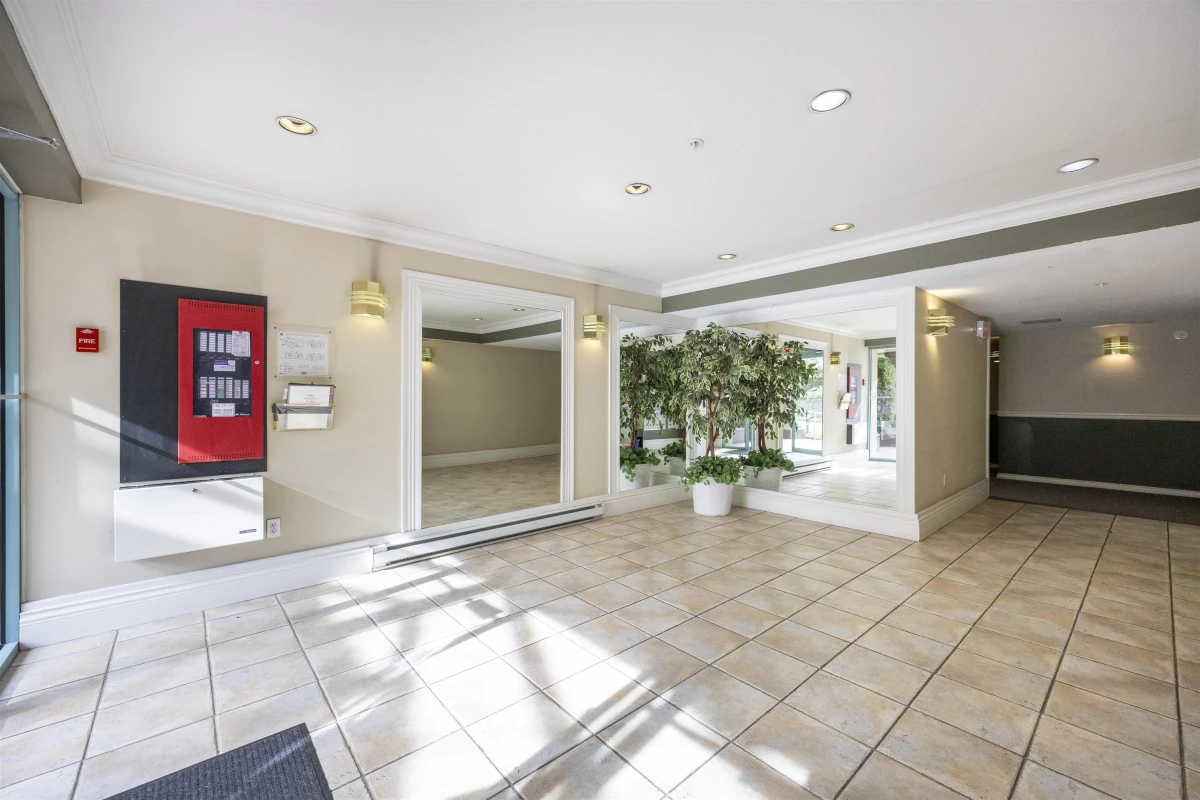 Family Room Photo of 304 1009 Howay Street, New Westminster, BC