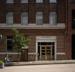 Fitness Center Photo Near 205 546 Beatty Street, Vancouver, BC