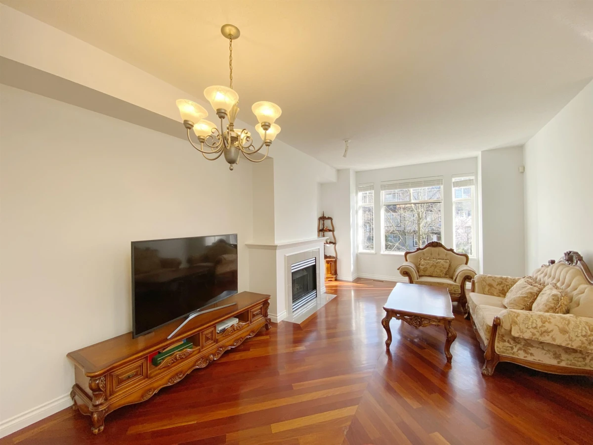 Living Room Photo of 68 6888 Robson Drive, Richmond, BC