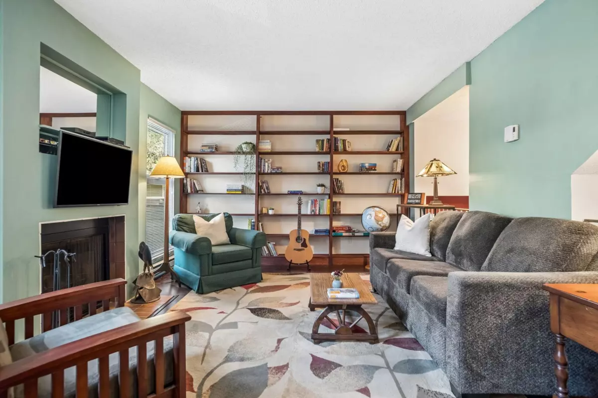 Family Room Photo of 7250 Appledale Place, Vancouver, BC