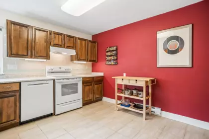 Breakfast Nook Photo of 7250 Appledale Place, Vancouver, BC