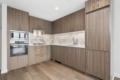 Kitchen Island Photo of 410 528 W King Edward Avenue, Vancouver, BC