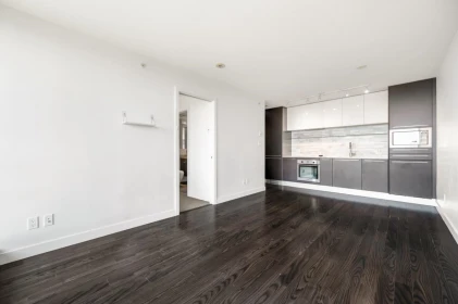 2201 8031 Nunavut Lane, Vancouver, BC, Vancouver — Apartment/Condo for sale