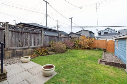 Outdoor Deck Photo of 4135 Cambridge Street, Burnaby, BC
