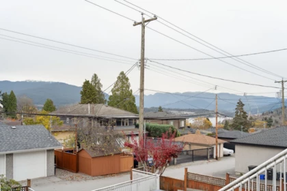 Outdoor Patio Photo of 4135 Cambridge Street, Burnaby, BC