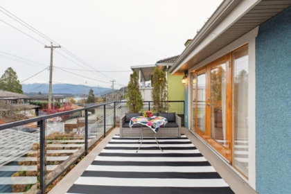 Staircase Photo of 4135 Cambridge Street, Burnaby, BC