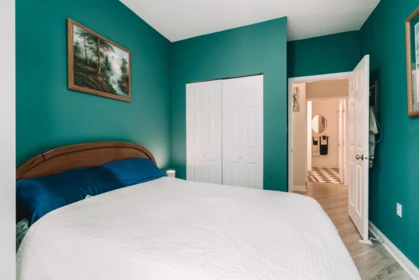 Bedroom 4 Photo of 402 2995 Princess Crescent, Coquitlam, BC