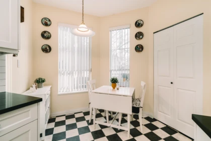Breakfast Nook Photo of 402 2995 Princess Crescent, Coquitlam, BC