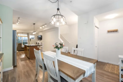 Breakfast Nook Photo of 35 13819 232 Street, Maple Ridge, BC