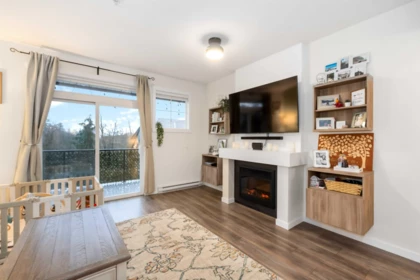 Guest Bathroom Photo of 35 13819 232 Street, Maple Ridge, BC