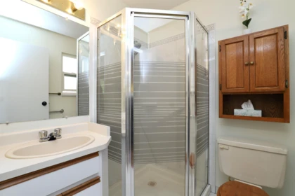 Primary Bathroom Photo of 93 Warrick Street, Coquitlam, BC