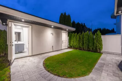 Swimming Pool Photo of 6191 Udy Road, Richmond, BC