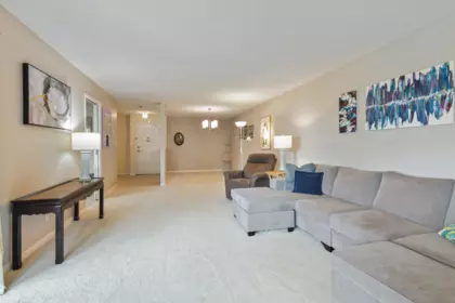 305 1521 Blackwood Street, White Rock, BC, White Rock — Apartment/Condo for sale
