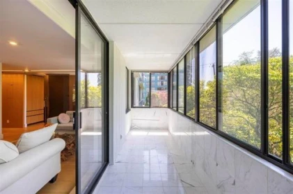 Mudroom Photo of 203 2167 Bellevue Avenue, West Vancouver, BC