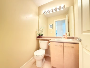 Swimming Pool Photo of 46 9133 Sills Avenue, Richmond, BC
