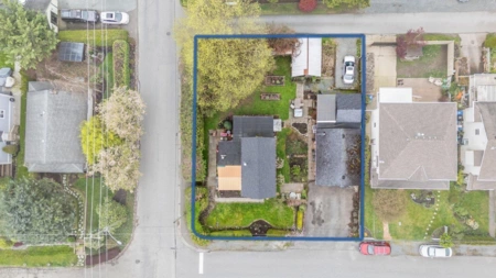 Outdoor Kitchen Photo of 4358 Wright Street, Abbotsford, BC