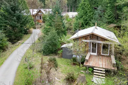 Hot Tub / Spa Photo of 375 Village Bay Road, Mayne Island, BC
