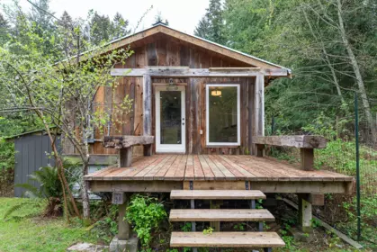 Outdoor Kitchen Photo of 375 Village Bay Road, Mayne Island, BC