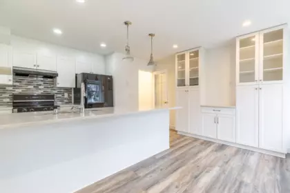 Kitchen Island Photo of 104 12099 237 Street, Maple Ridge, BC