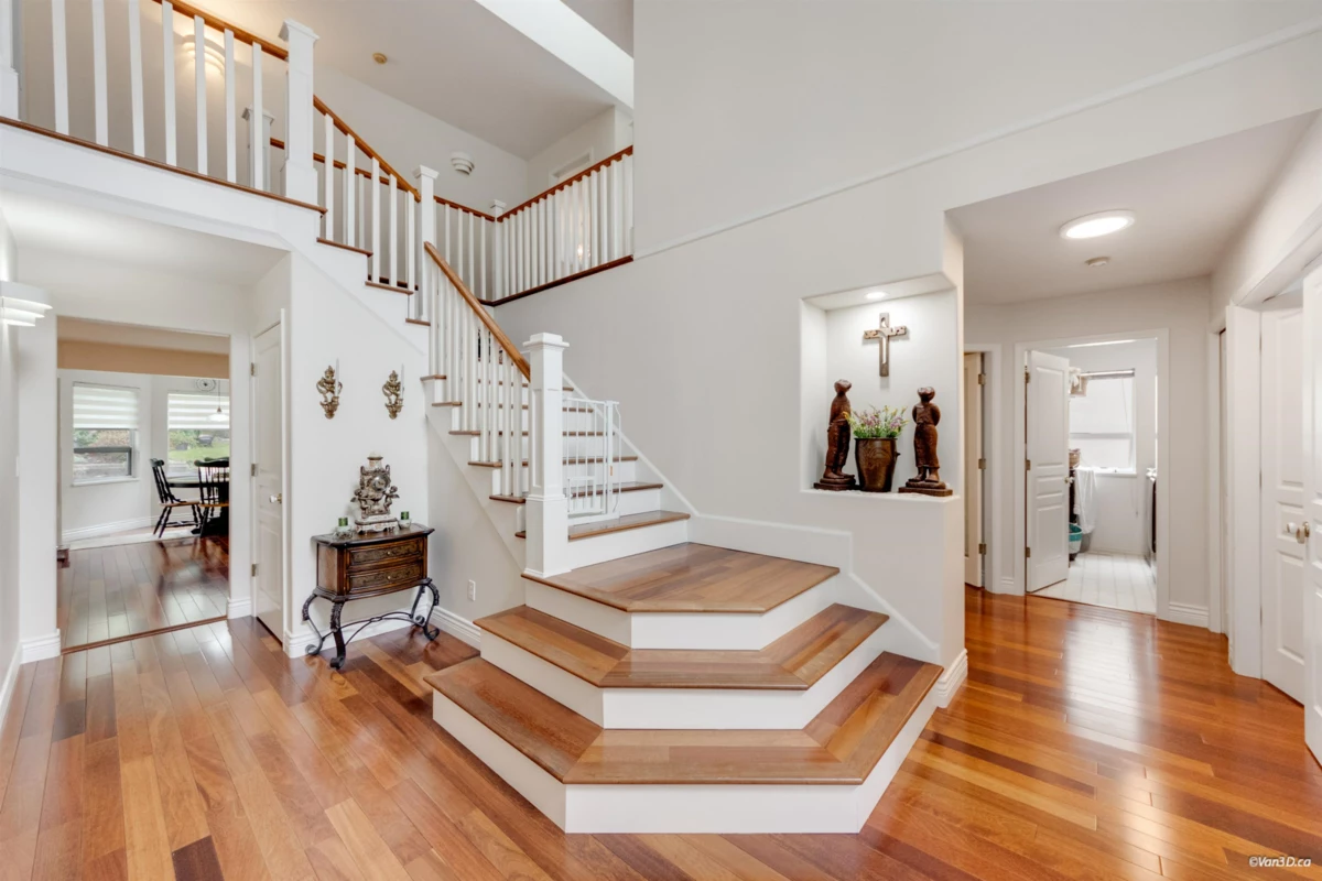 Living Room Photo of 128 Parkside Drive, Port Moody, BC