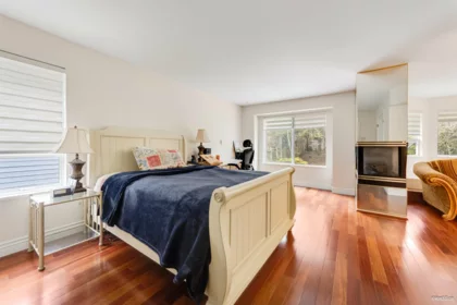 Hallway Photo of 128 Parkside Drive, Port Moody, BC