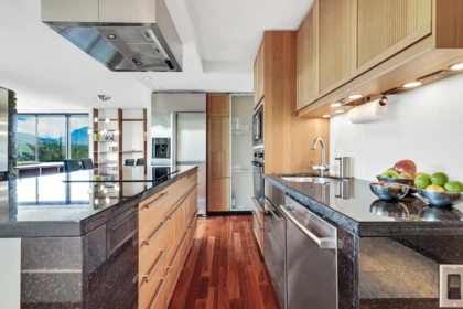 Kitchen Photo of 1201 2077 Nelson Street, Vancouver, BC