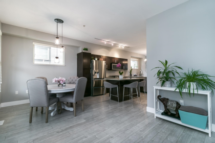 Breakfast Nook Photo of 10 20326 68 Avenue, Langley, BC
