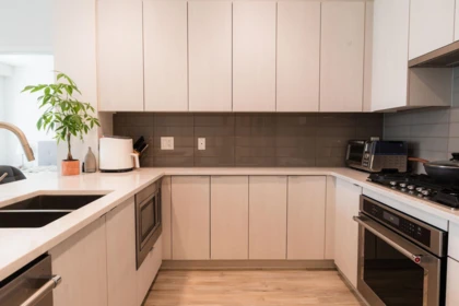 Kitchen Island Photo of 302 621 Regan Avenue, Coquitlam, BC