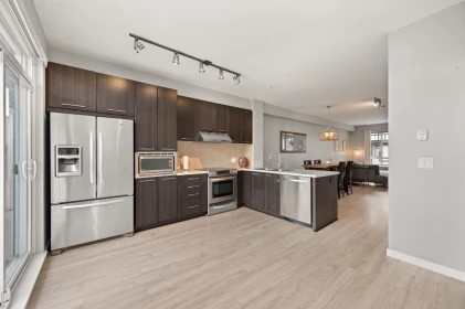 Kitchen Island Photo of 27 1338 Hames Crescent, Coquitlam, BC