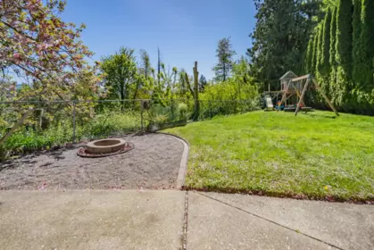Staircase Photo of 2523 Country Court, Abbotsford, BC