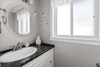 Laundry Room Photo of 22108 Kerry Crescent, Maple Ridge, BC