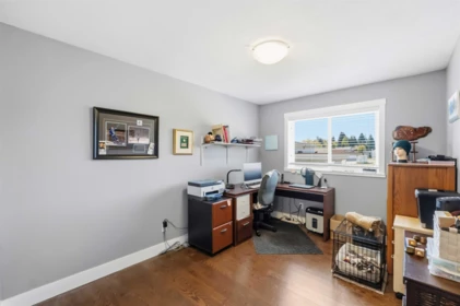 Mudroom Photo of 22108 Kerry Crescent, Maple Ridge, BC