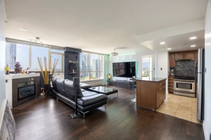 2303 2088 Madison Avenue, Burnaby, BC, Burnaby — Apartment/Condo for sale
