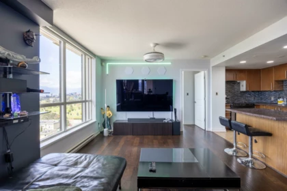 Kitchen Island Photo of 2303 2088 Madison Avenue, Burnaby, BC
