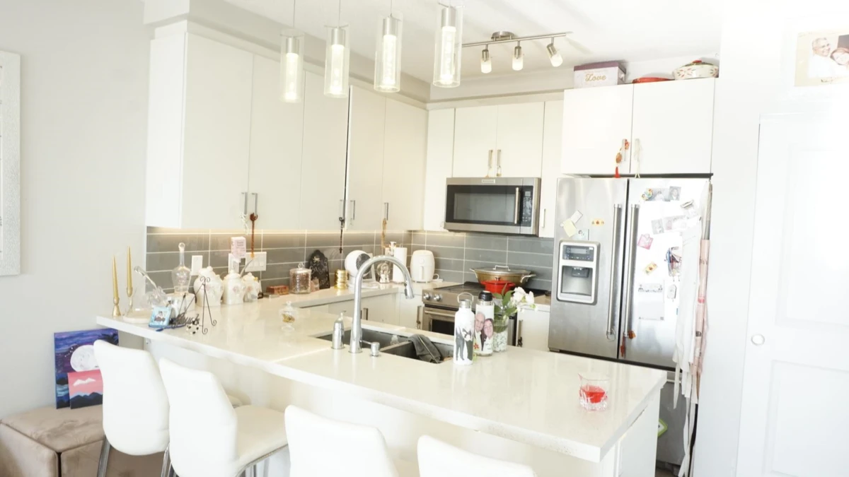 Dining Area Photo of 3401 11967 80 Avenue, Delta, BC