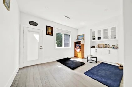 Entry Foyer Photo of 6735 130a Street, Surrey, BC