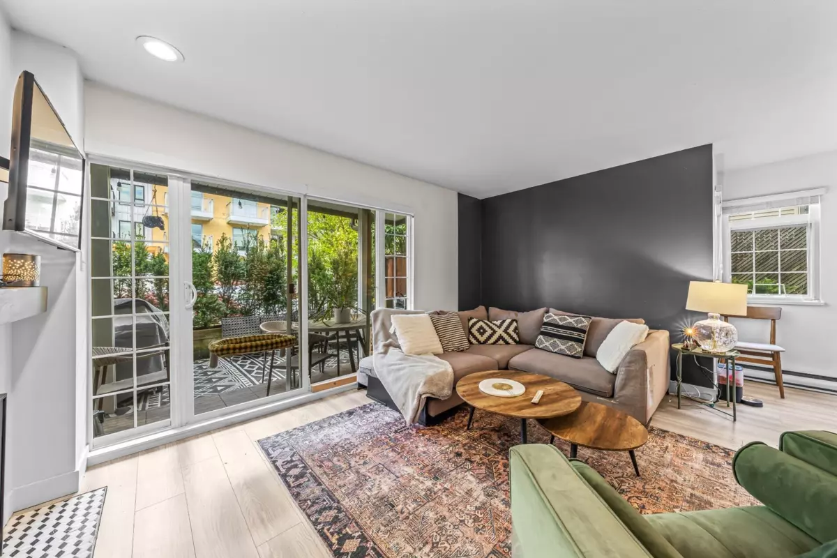 Living Room Photo of 103 1868 E 11th Avenue, Vancouver, BC