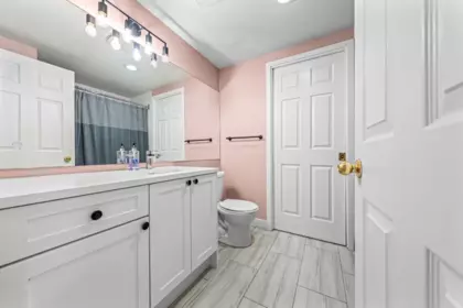 Laundry Room Photo of 103 1868 E 11th Avenue, Vancouver, BC