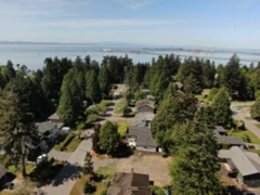 4885 5 Avenue, Delta, BC