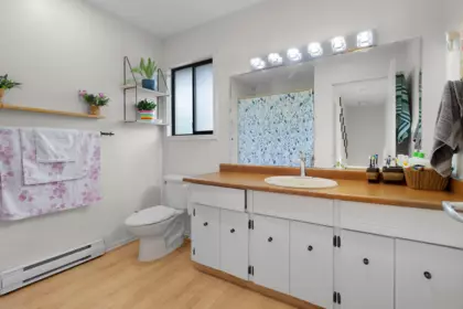 Laundry Room Photo of 2348 Ridgeway Street, Abbotsford, BC