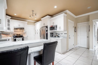 Guest Bathroom Photo of 6663 125a Street, Surrey, BC